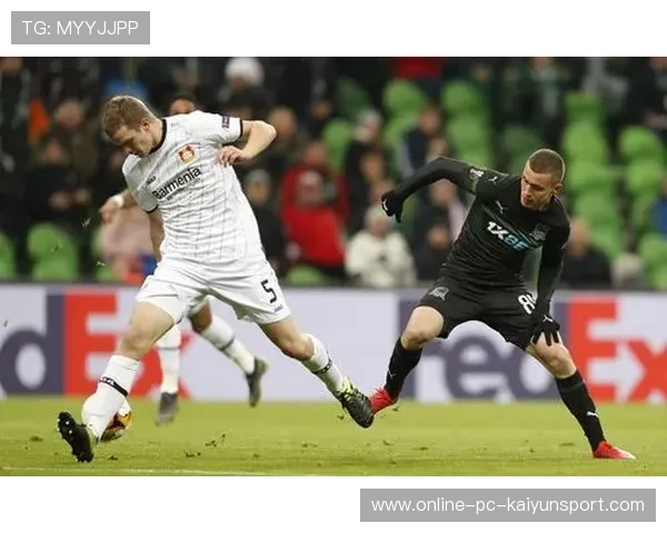 勒沃库森边中结合反复制造空间，塔赫保持高水准表现